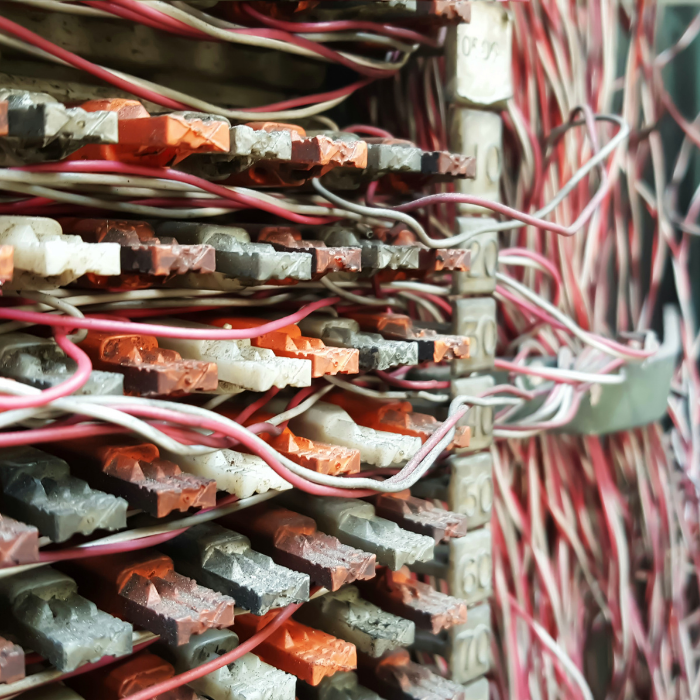 case-study-print-production challenge Vintage Printing Reduces Telecom Costs Via Cloud Phone Adoption